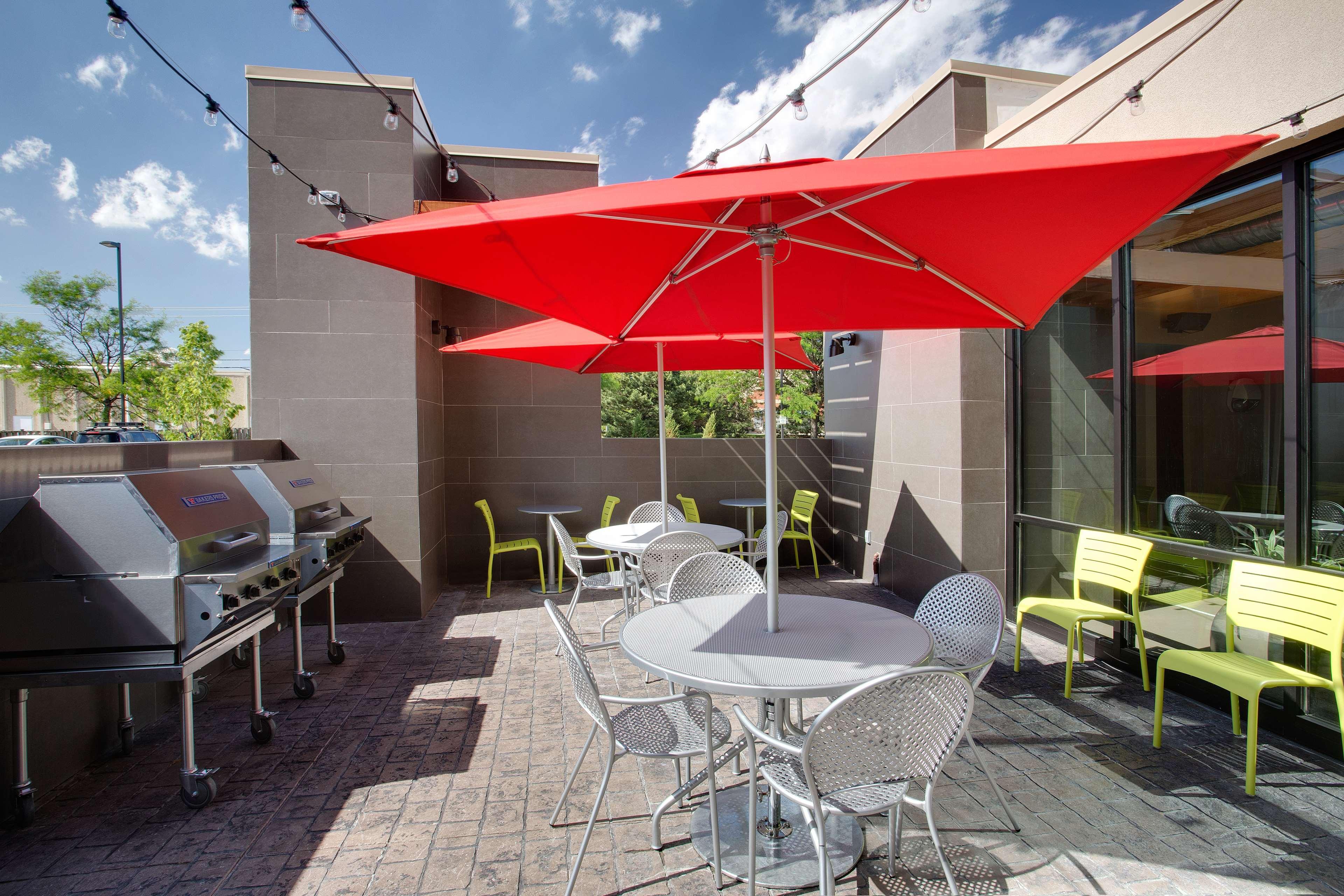 Home2 Suites By Hilton Chicago Шаумбърг Екстериор снимка